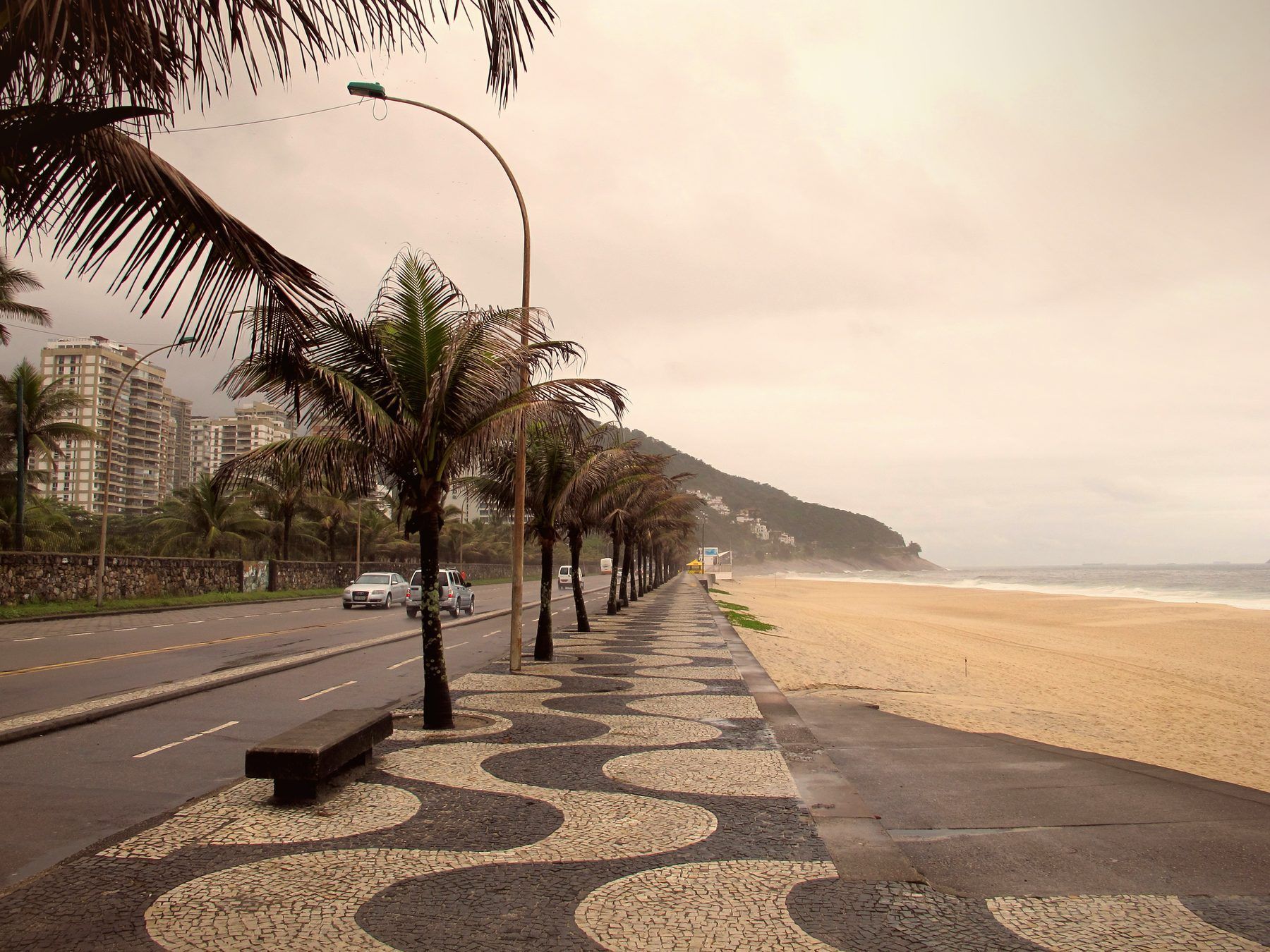 La plage de São Conrado en contrebas de Vidigal